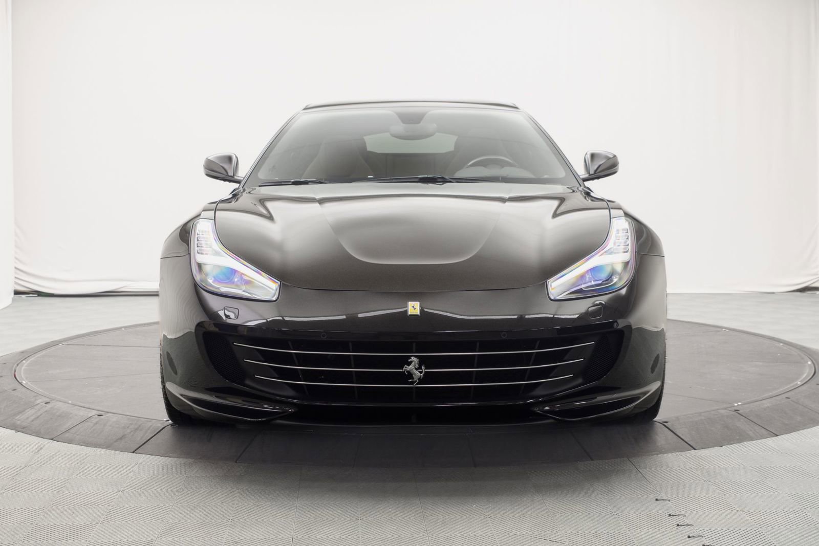 Used 2018 Ferrari GTC4Lusso AWD/4WD image 8