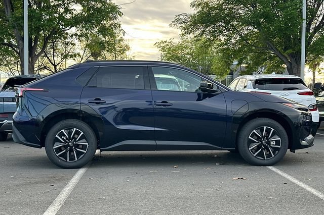 New 2026 Subaru Solterra AWD/4WD image 3