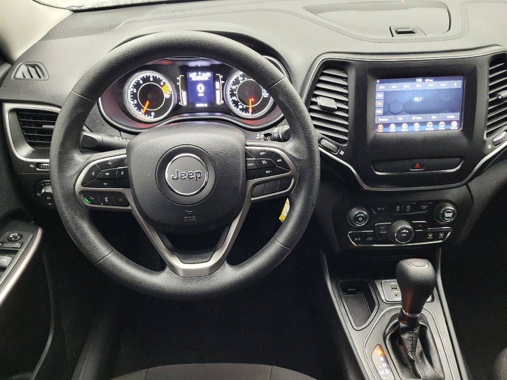 Used 2019 Jeep Cherokee Latitude w/ Popular Appearance Group image 22