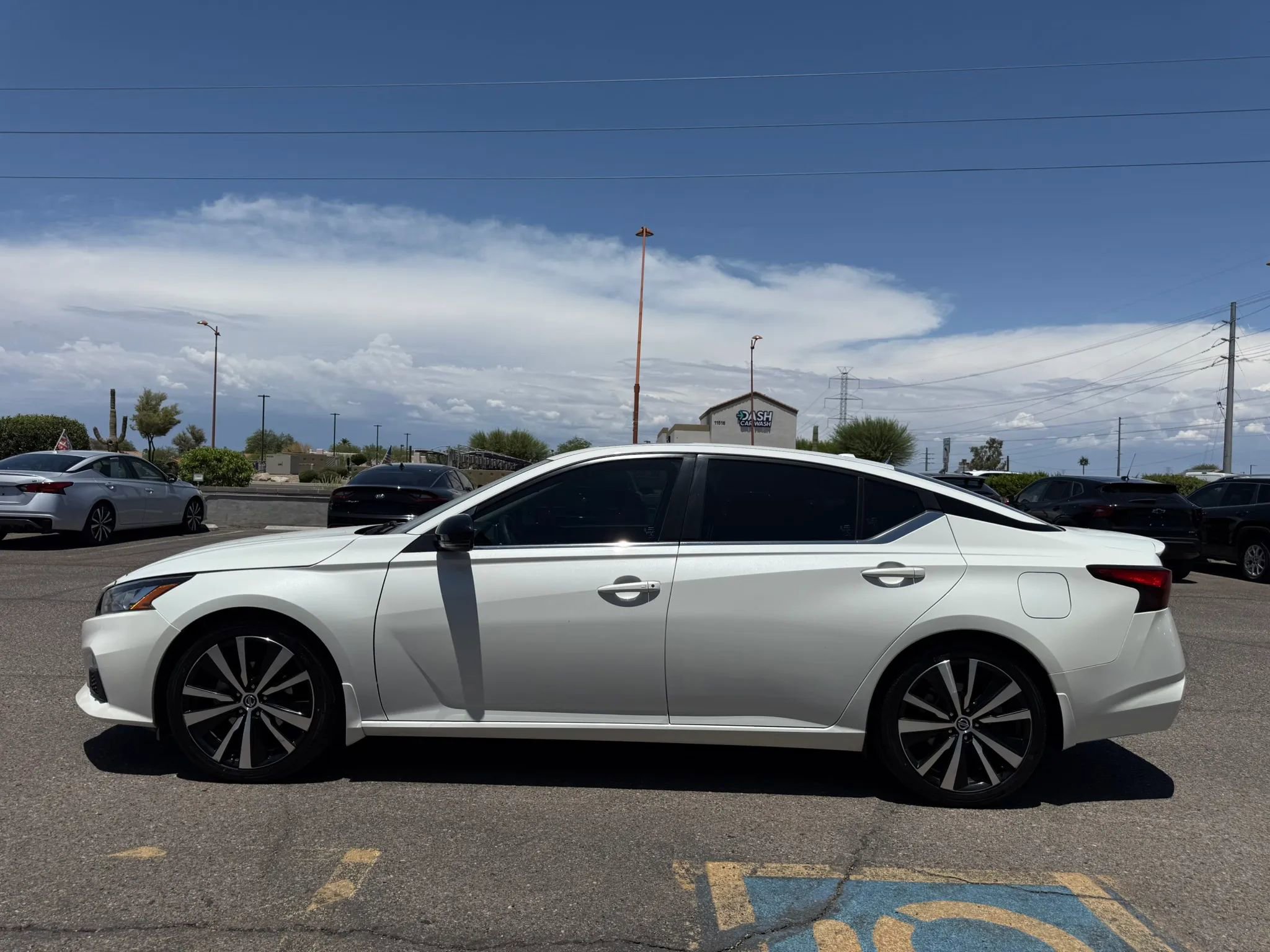 Used 2021 Nissan Altima 2.5 SR w/ SR Premium Package FWD image 6