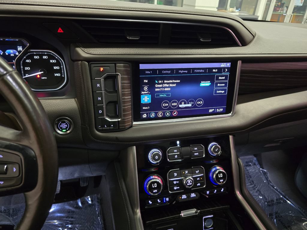 Used 2021 GMC Yukon Denali AWD/4WD image 24