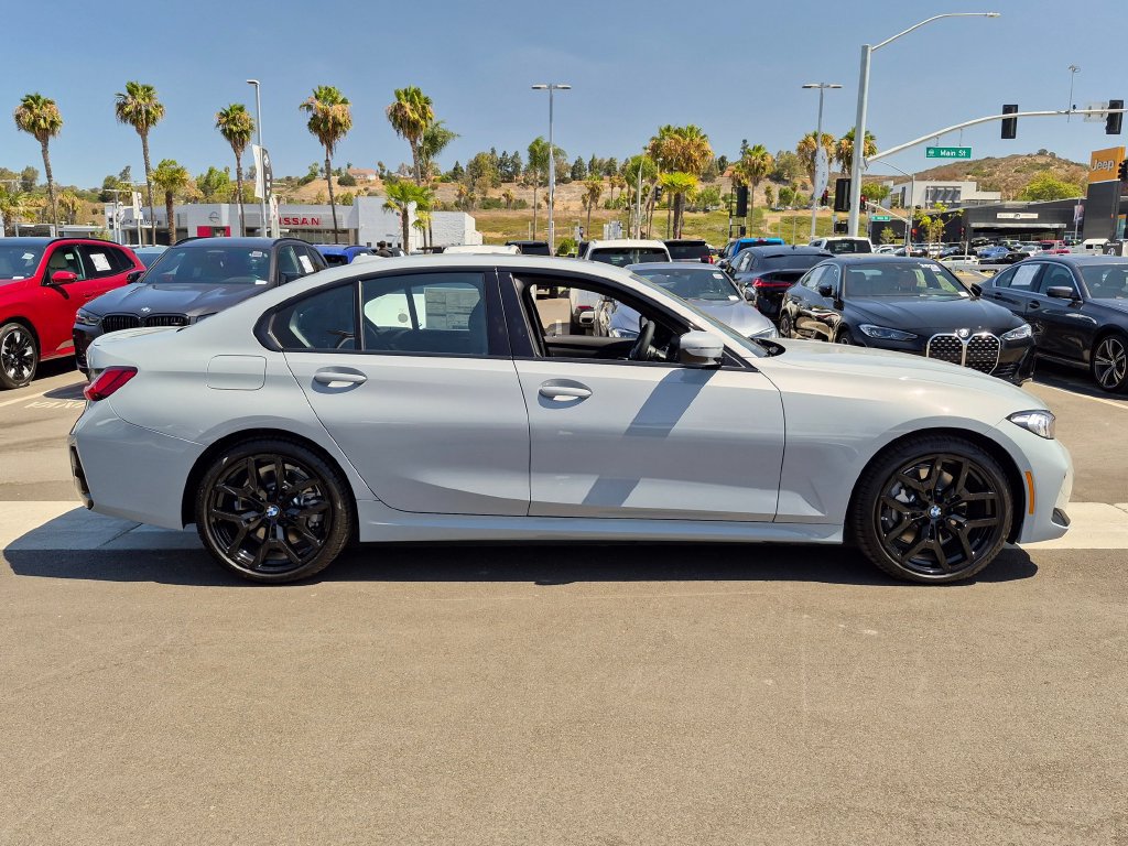 New 2026 BMW 330i Sedan w/ M Sport Package RWD image 3