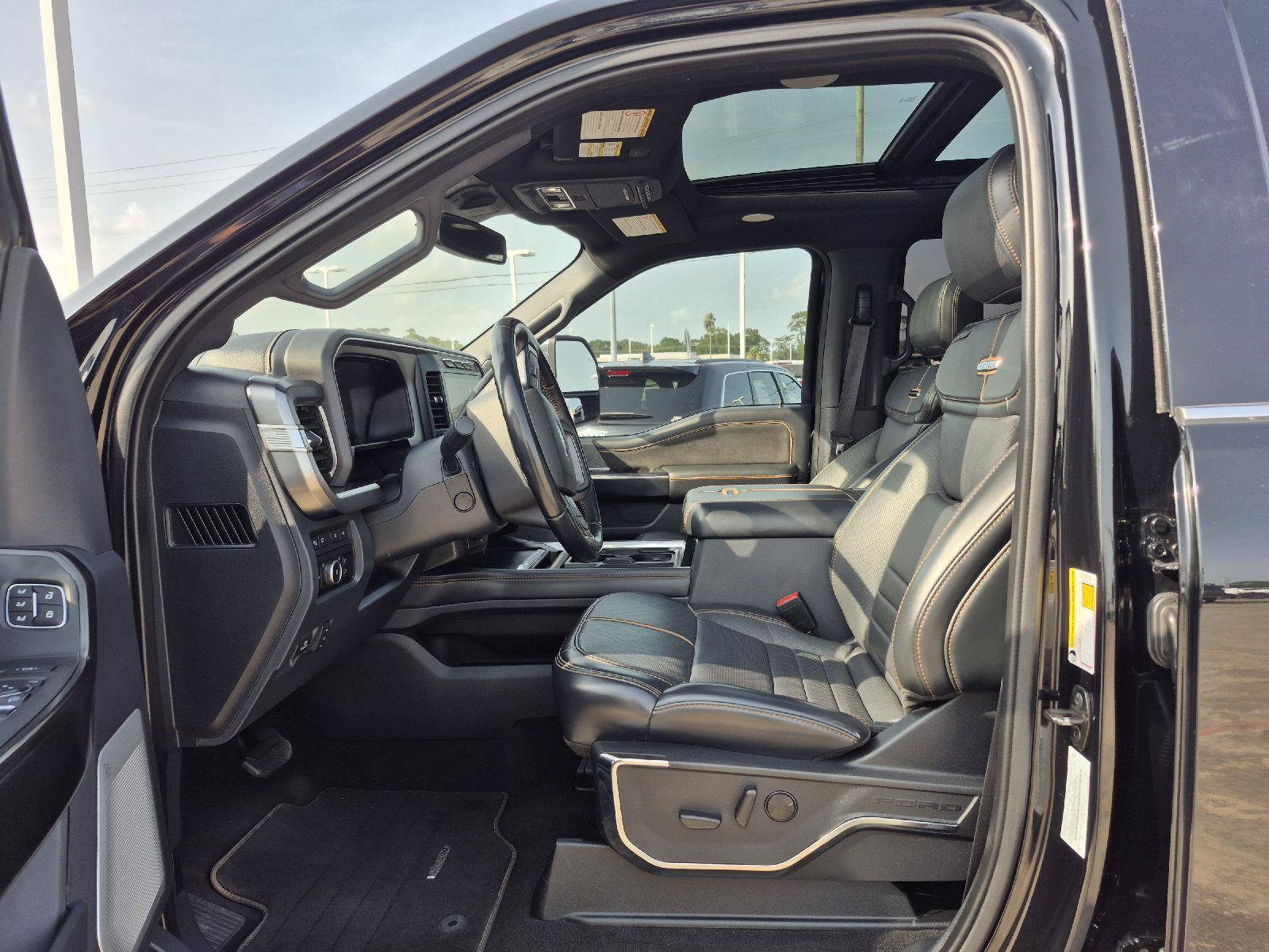 Certified 2023 Ford F350 Platinum AWD/4WD image 2
