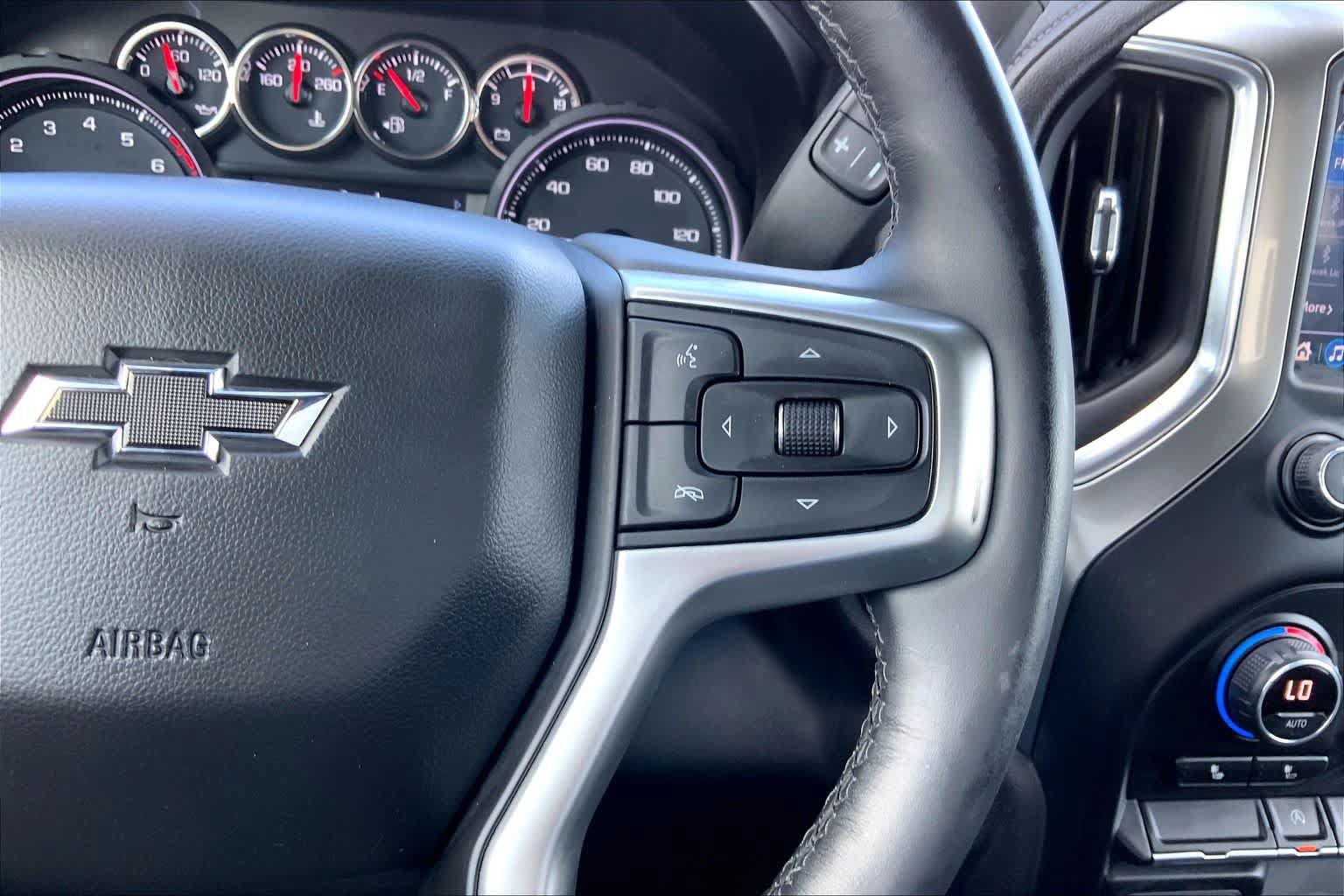 Used 2020 Chevrolet Silverado 1500 RST w/ Texas Edition AWD/4WD image 24