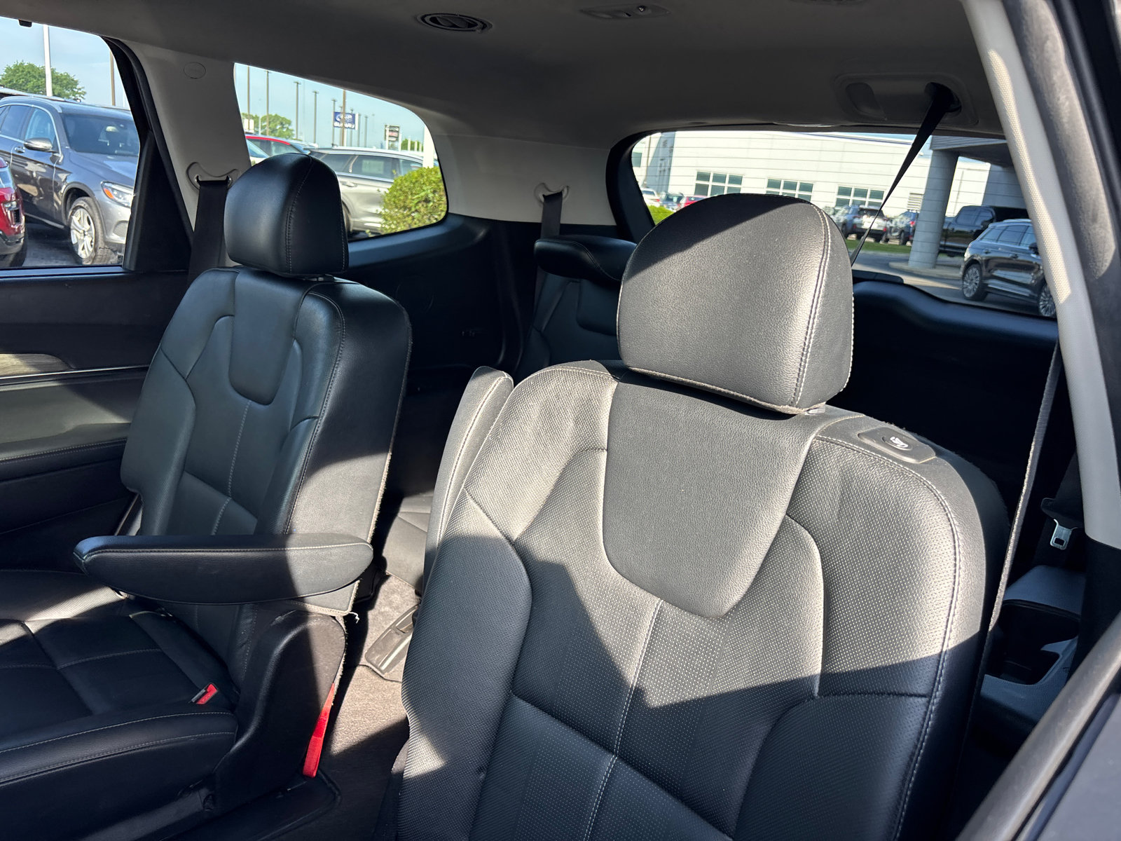 Used 2022 Kia Telluride EX w/ EX Premium Package AWD/4WD image 26