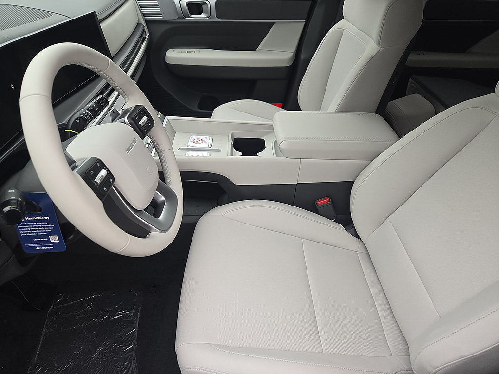New 2026 Hyundai Santa Fe SE FWD image 13