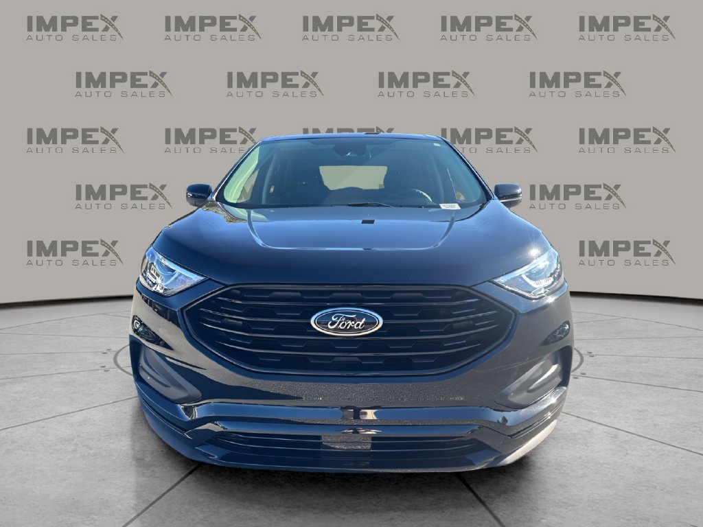 Used 2024 Ford Edge SE w/ Black Appearance Package AWD/4WD image 8