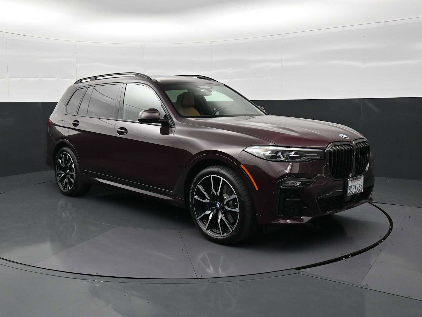 Used 2021 BMW X7 xDrive40i w/ M Sport Package AWD/4WD image 3