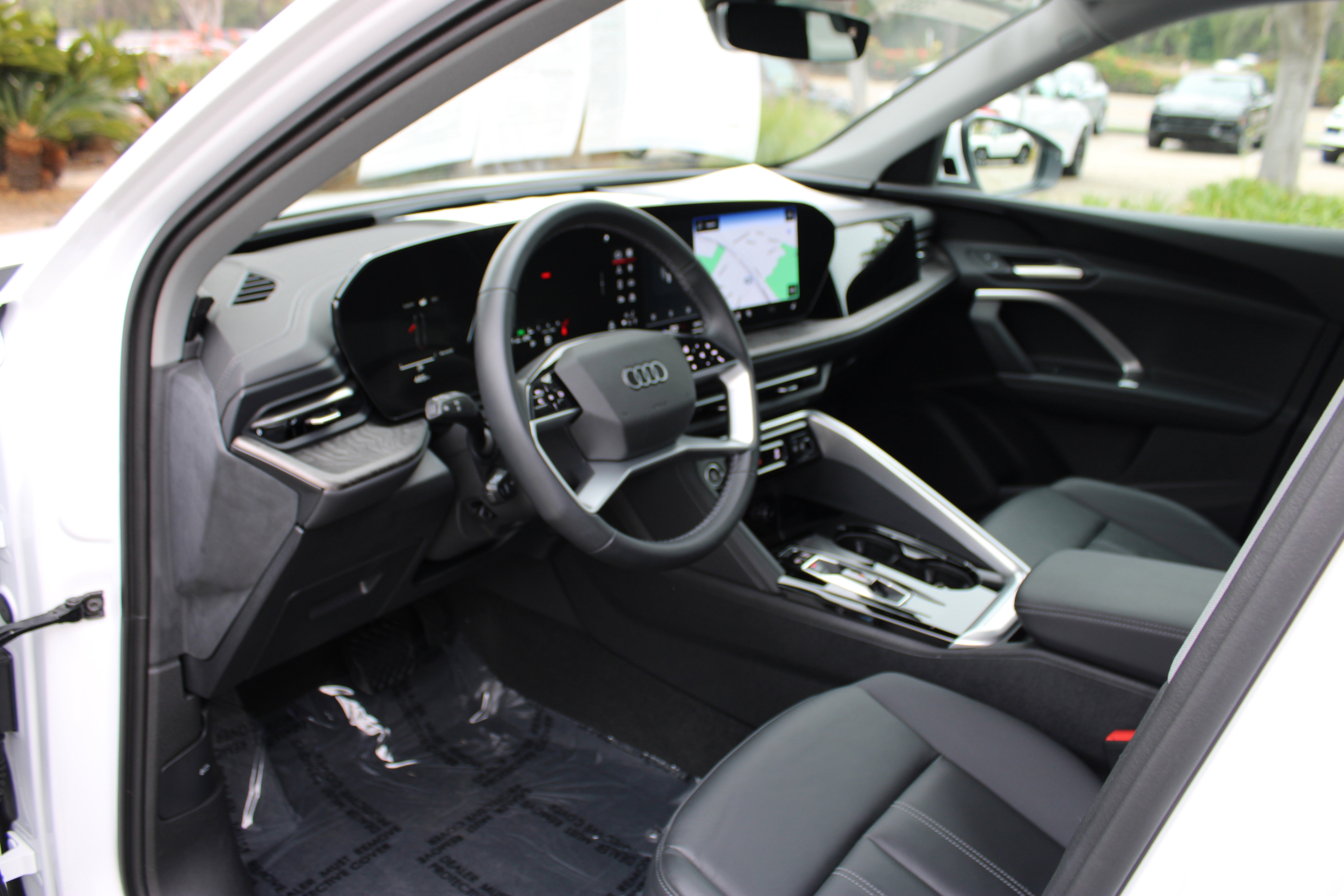 Certified 2025 Audi Q5 Premium w/ Convenience Package image 15