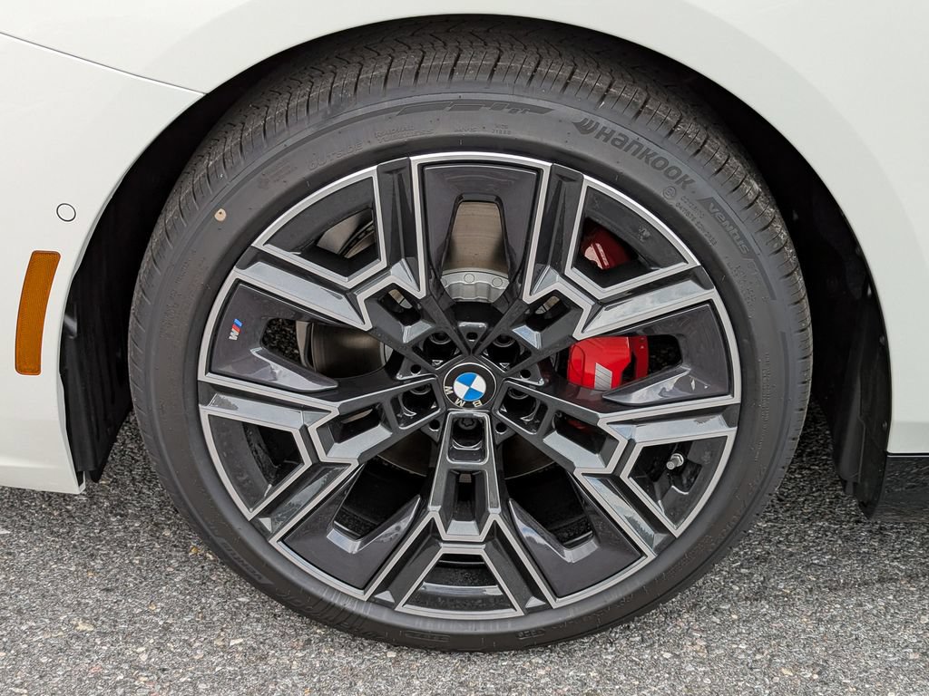 New 2027 BMW 530i xDrive w/ M Sport Package AWD/4WD image 8