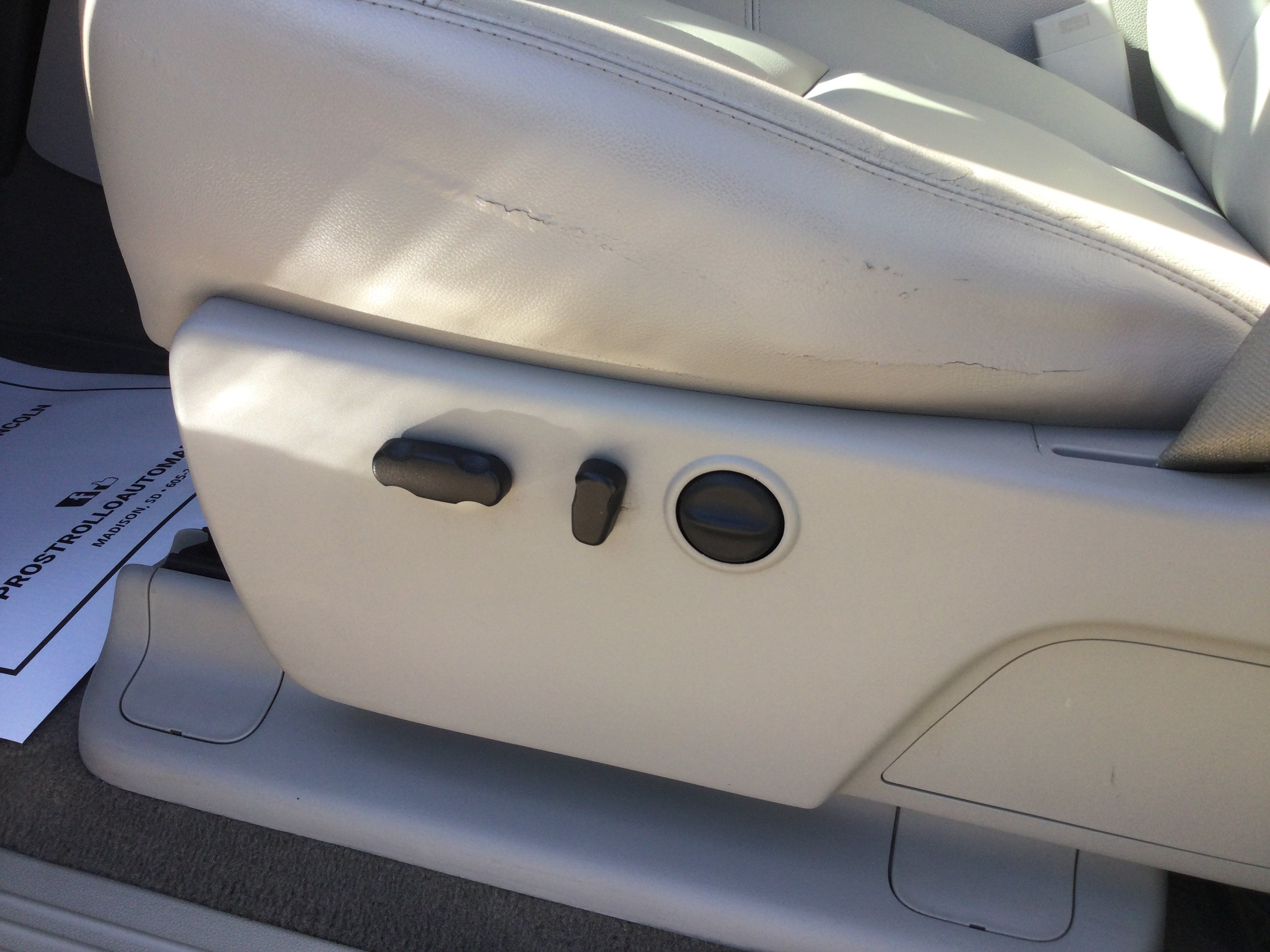 Used 2013 Chevrolet Silverado 1500 LTZ w/ LTZ White Diamond Edition AWD/4WD image 15