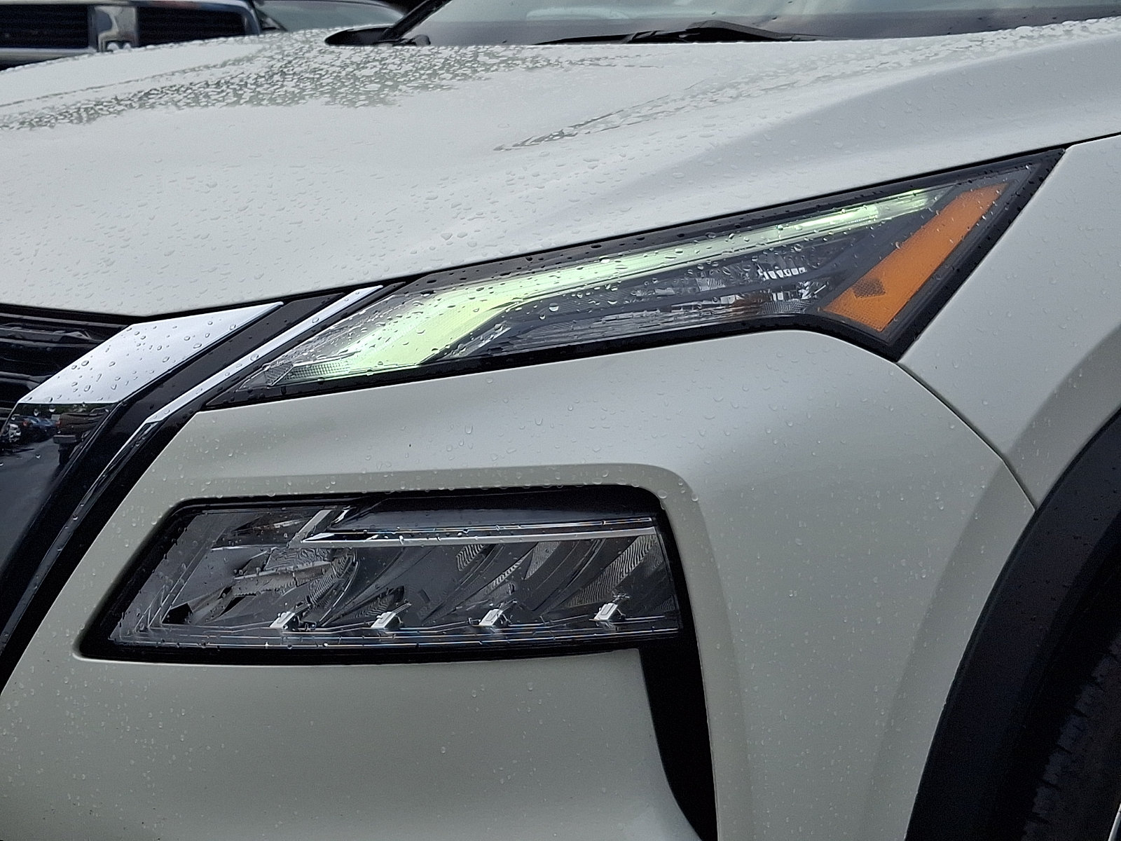 Certified 2023 Nissan Rogue SL AWD/4WD image 9