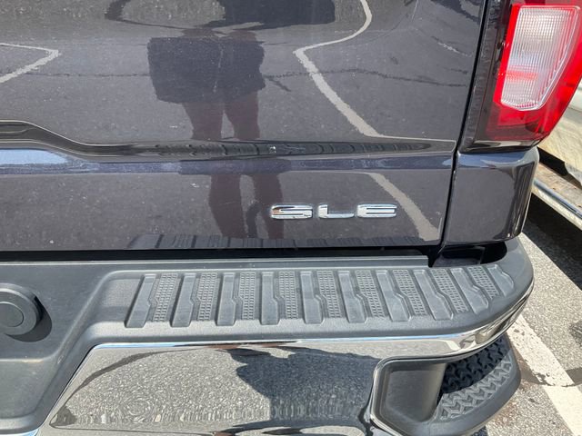Used 2023 GMC Sierra 1500 SLE AWD/4WD image 9