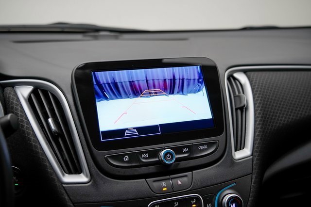 Used 2024 Chevrolet Malibu LT image 4