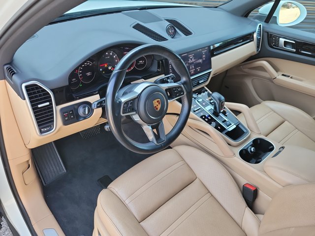 Used 2019 Porsche Cayenne AWD/4WD image 5