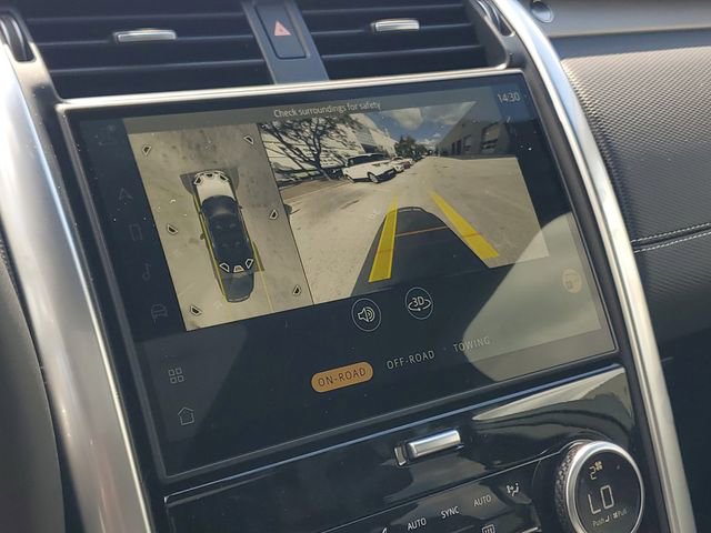 New 2025 Land Rover Discovery Dynamic SE AWD/4WD image 31