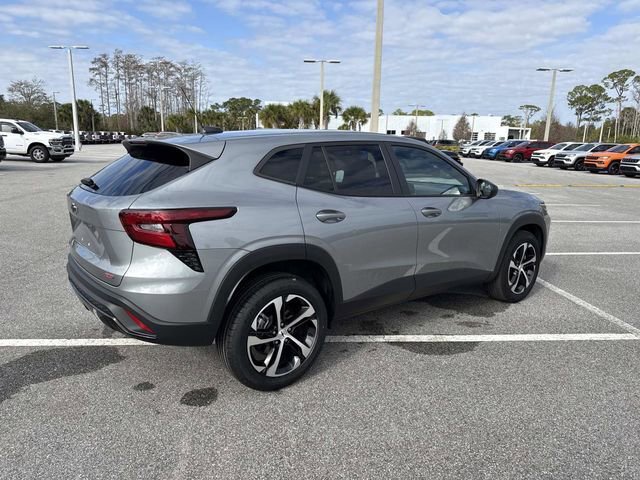 Used 2024 Chevrolet Trax RS w/ Driver Confidence Package image 3
