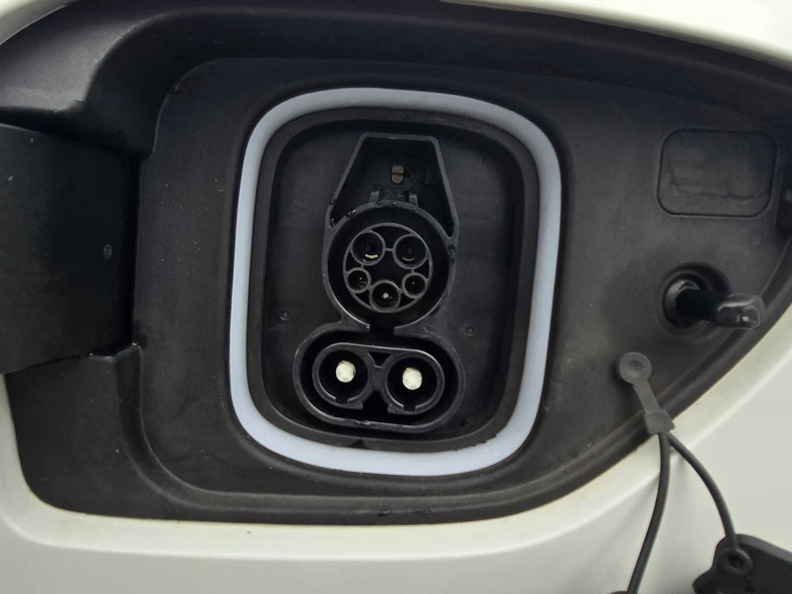 Used 2022 Hyundai Kona SEL w/ Convenience Package image 9