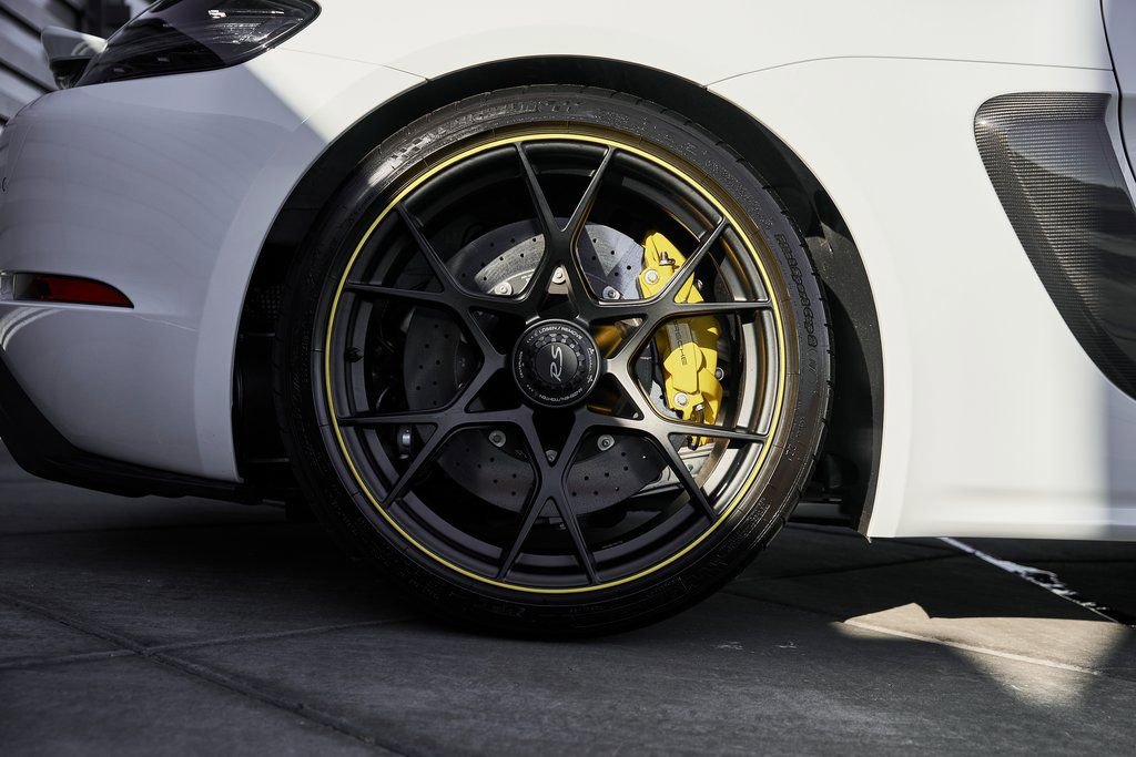 Used 2025 Porsche 718 Cayman GT4 RS w/ Weissach Package image 16