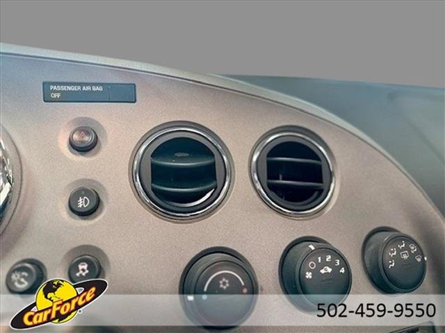 Used 2007 Pontiac Solstice GXP w/ Premium Package image 18