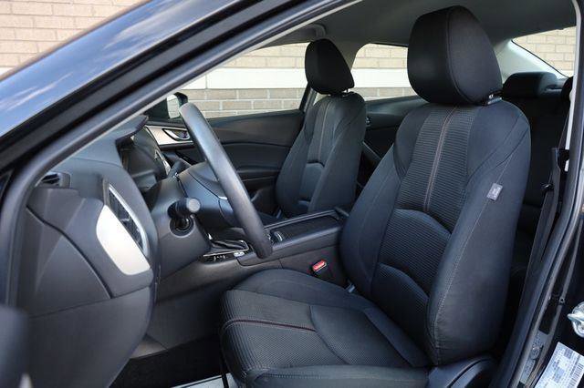 Used 2017 MAZDA MAZDA3 Sport w/ Preferred Equipment Package FWD image 15