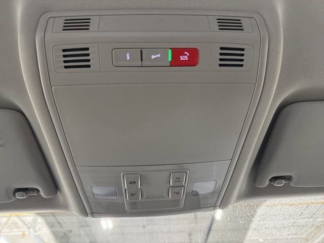 Certified 2022 Volkswagen Taos S image 30