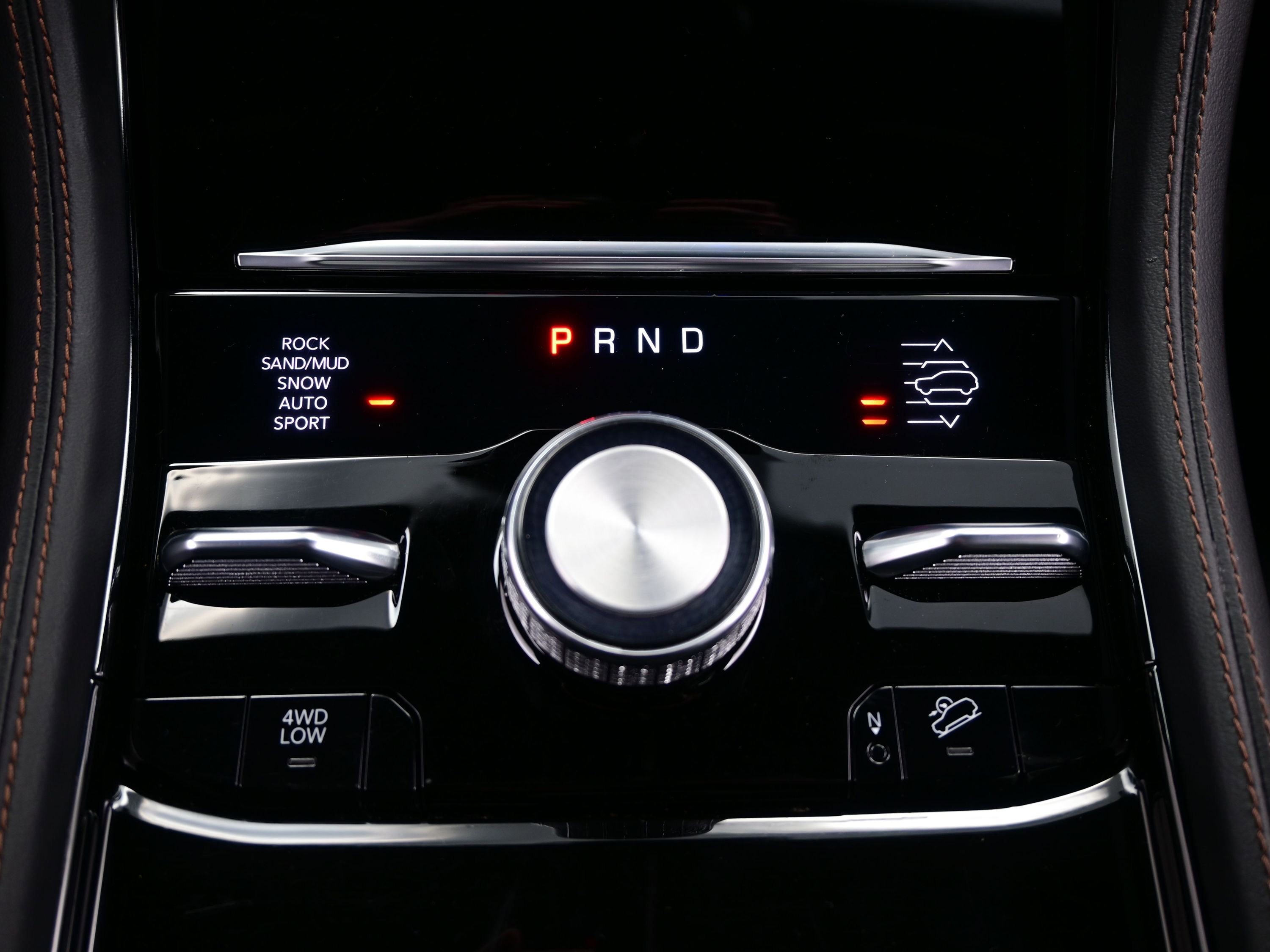 Used 2025 Jeep Grand Cherokee L Summit image 23