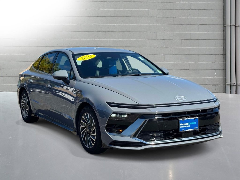 Used 2025 Hyundai Sonata SEL FWD image 4
