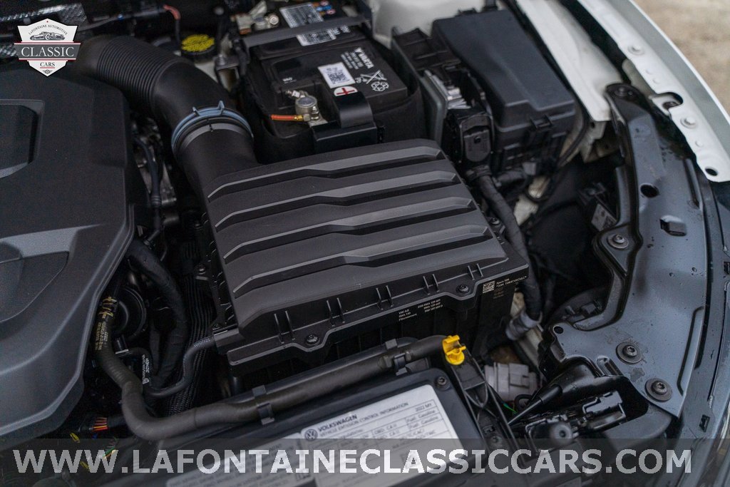 Used 2022 Volkswagen Golf R image 35