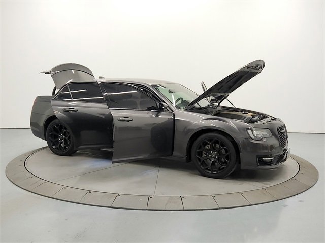 Used 2021 Chrysler 300 S w/ S Model Appearance Package image 9