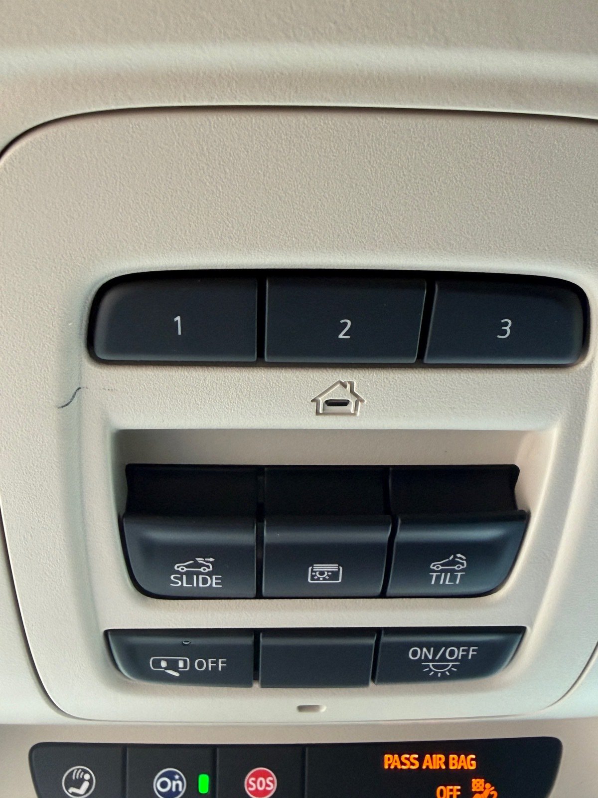 Used 2023 Buick Envision Avenir FWD image 34
