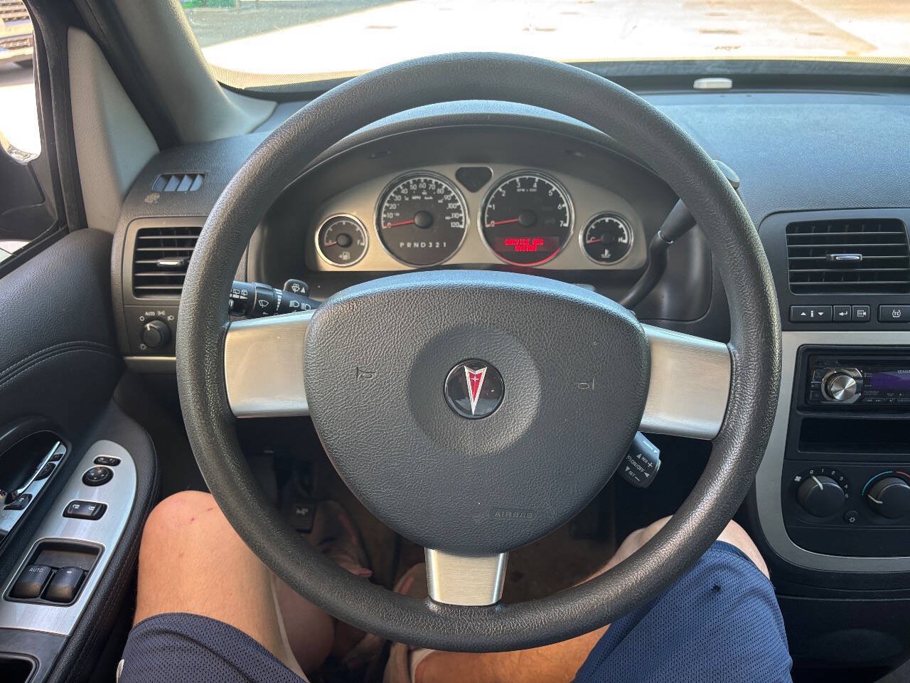 Used 2009 Pontiac Montana SV6 FWD image 10