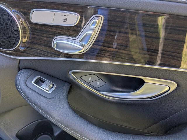 Used 2017 Mercedes-Benz C 300 4MATIC Sedan image 33