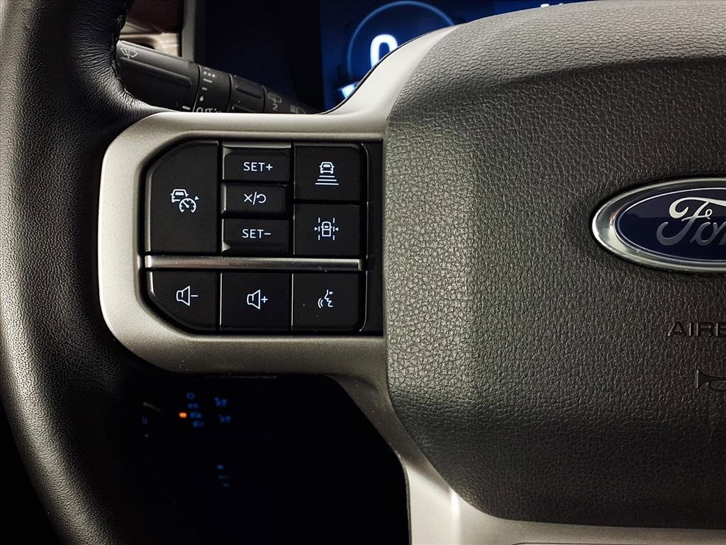 Used 2023 Ford Expedition Limited image 19