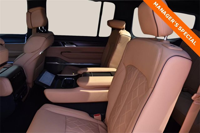 New 2025 Jeep Grand Wagoneer Series III w/ Quick Order Packagew 28T image 17