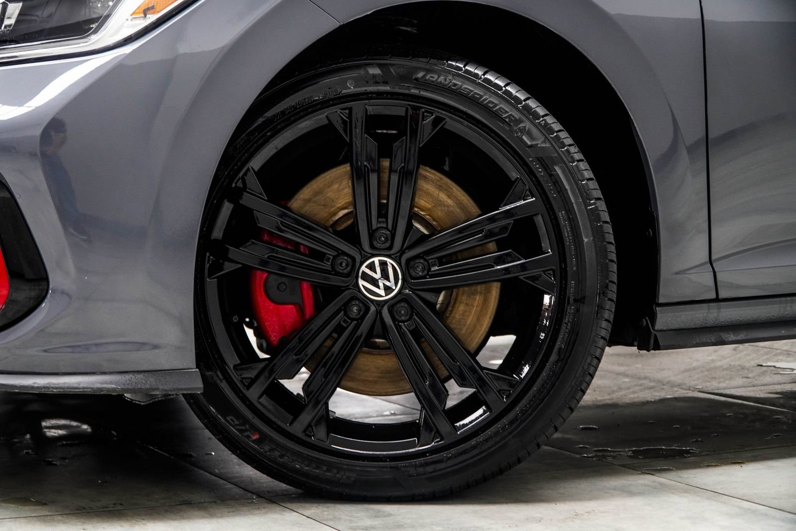 Used 2022 Volkswagen Jetta GLI Autobahn FWD image 3