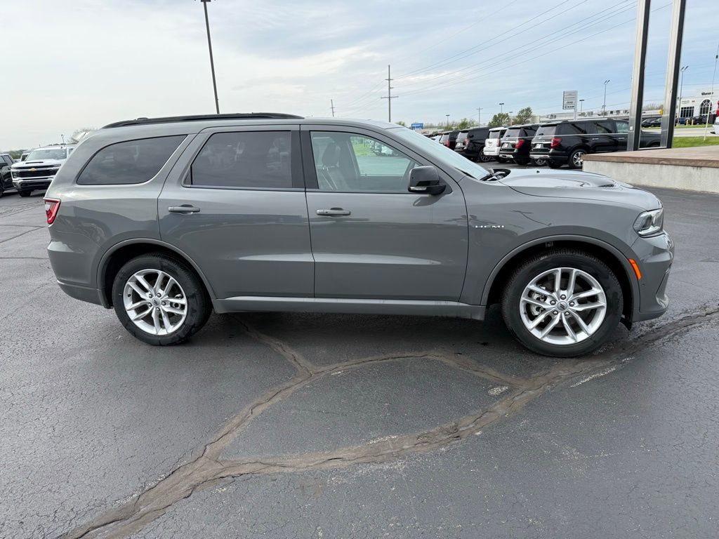 Used 2024 Dodge Durango R/T AWD/4WD image 8