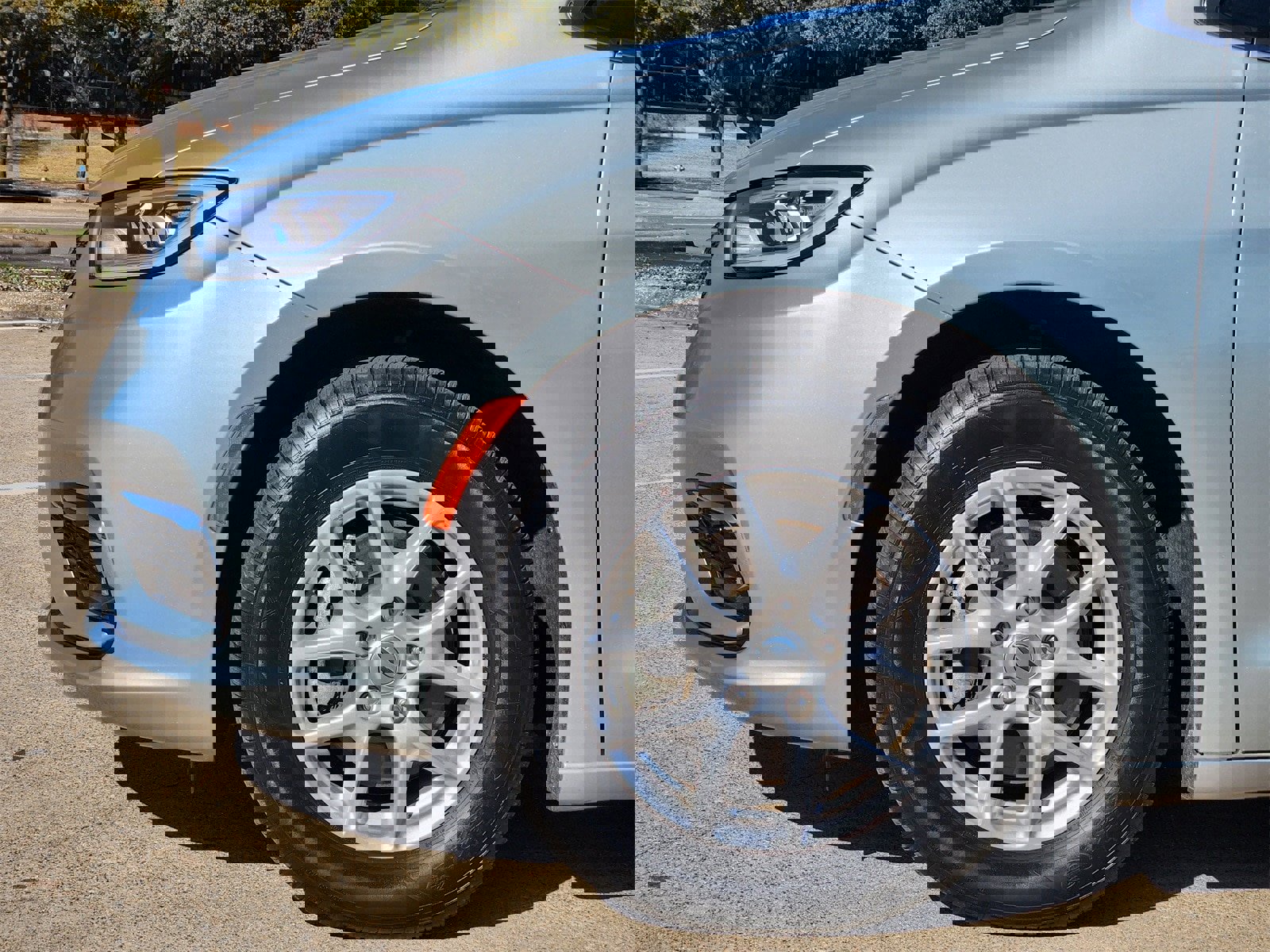 Used 2024 Chrysler Pacifica Touring-L image 9