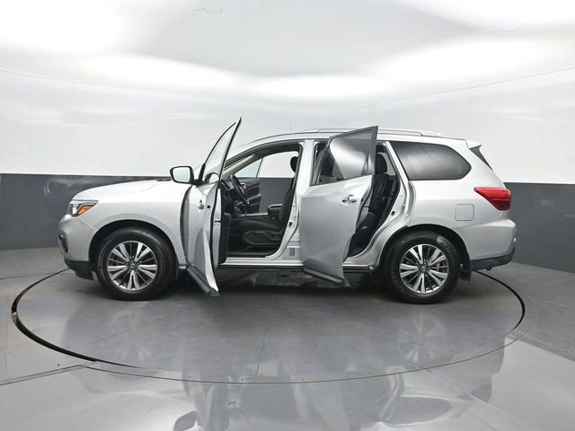 Used 2020 Nissan Pathfinder S image 38