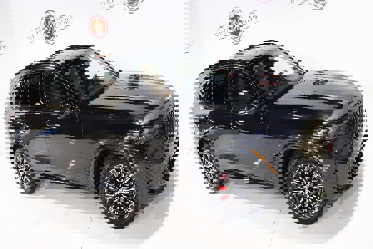 Used 2025 BMW X5 xDrive40i w/ M Sport Package image 78