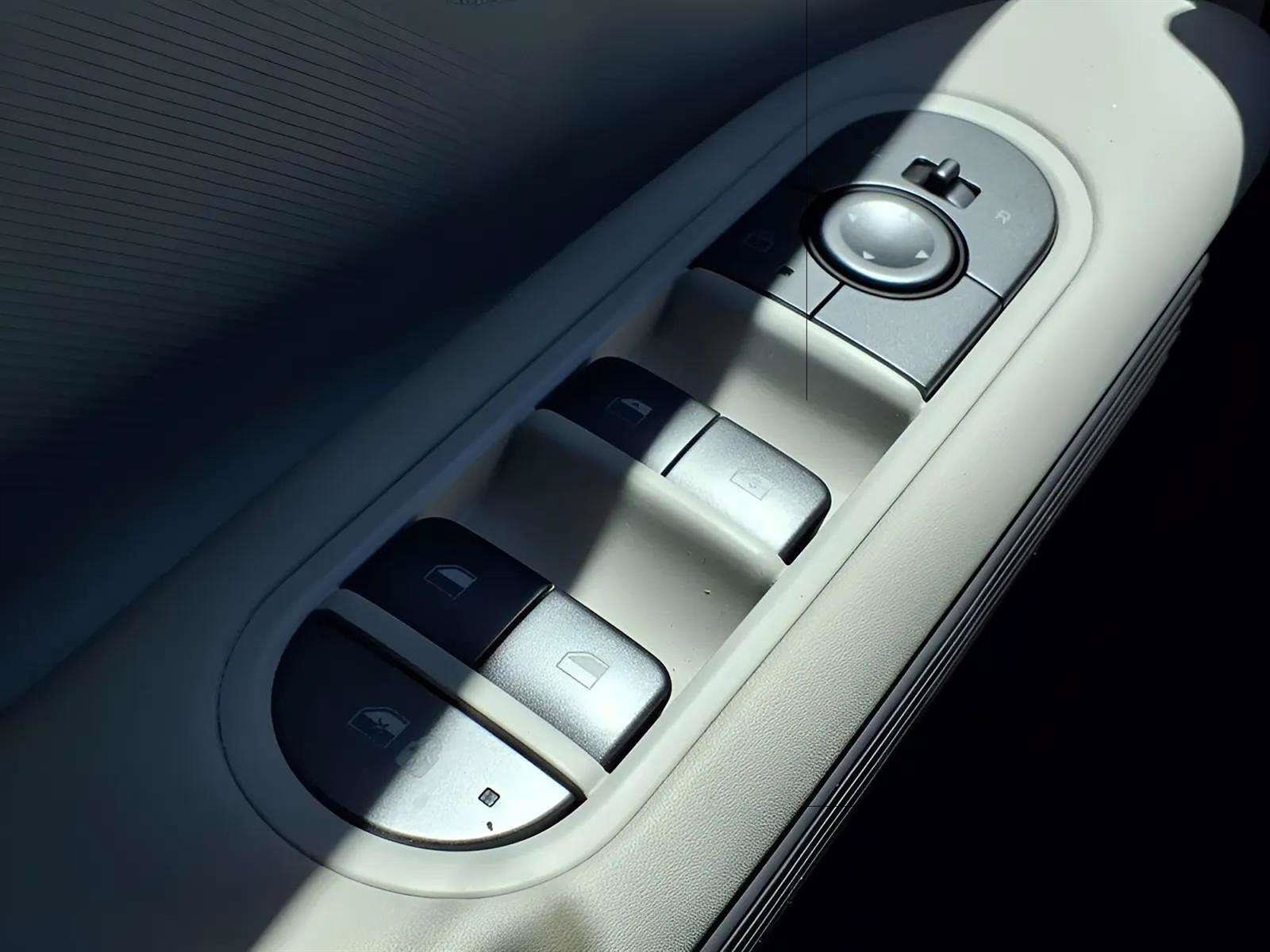 Certified 2026 Hyundai Ioniq 5 SEL RWD image 18