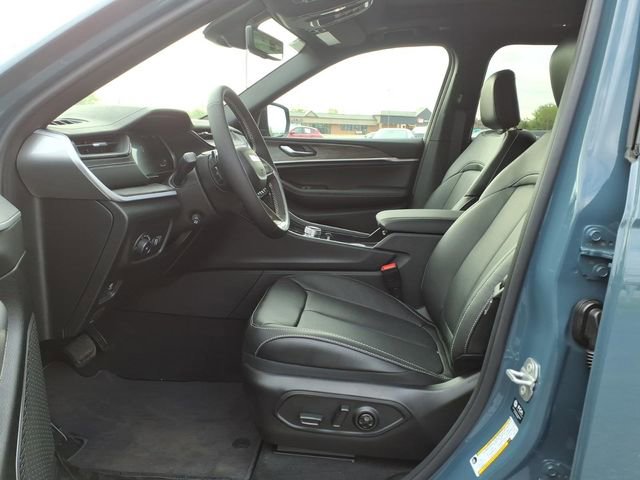 New 2026 Jeep Grand Cherokee L Limited image 13