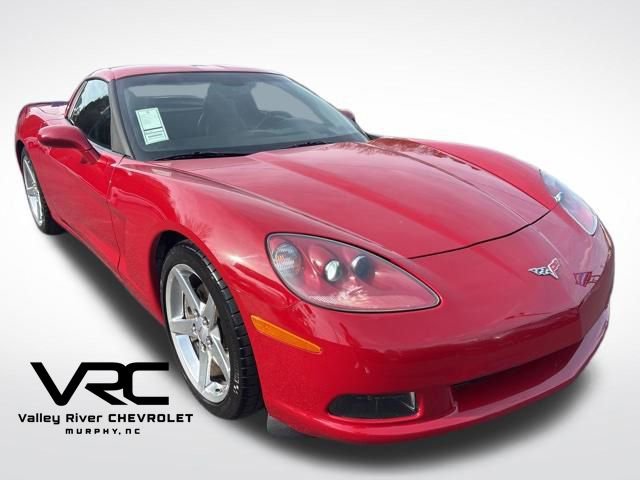 Used 2005 Chevrolet Corvette Coupe w/ Preferred Equipment Group image 1