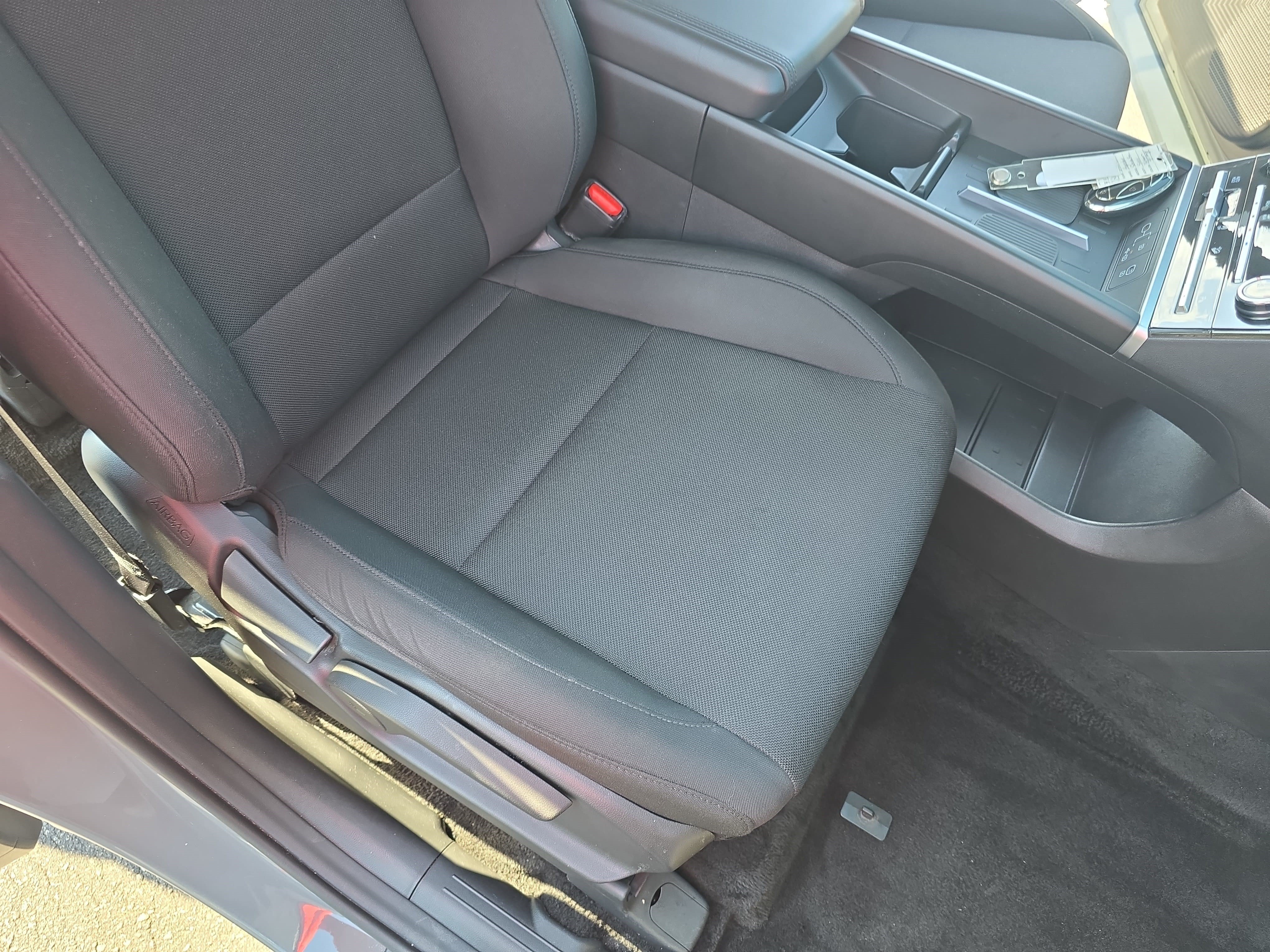 Used 2024 Hyundai Santa Fe SE FWD image 10