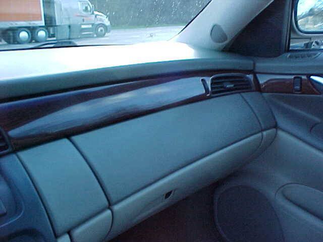 Used 2004 Cadillac De Ville FWD image 23