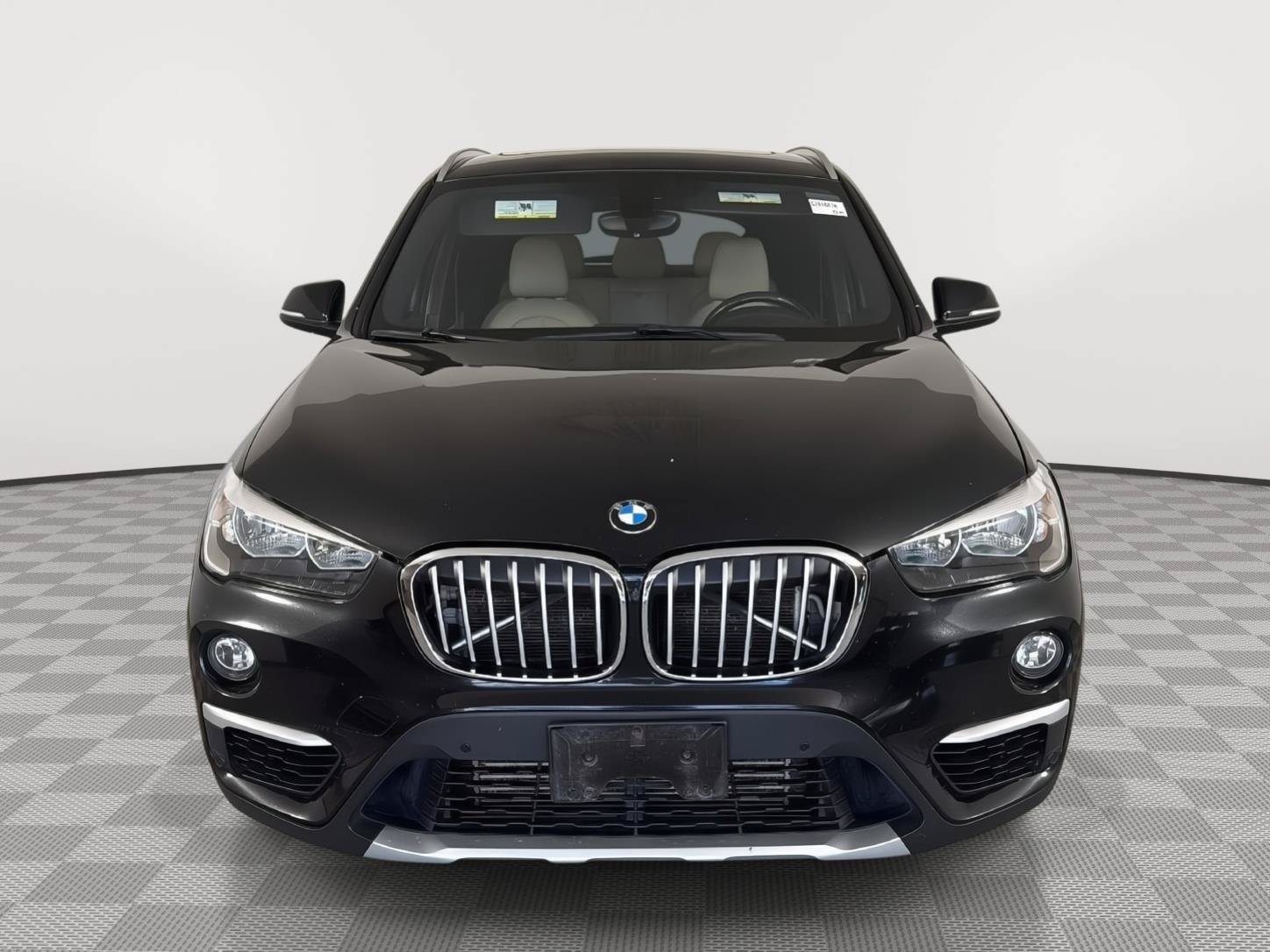 Used 2017 BMW X1 xDrive28i AWD/4WD image 2