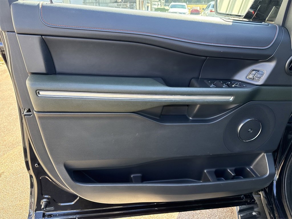 Used 2022 Ford Expedition Timberline image 10