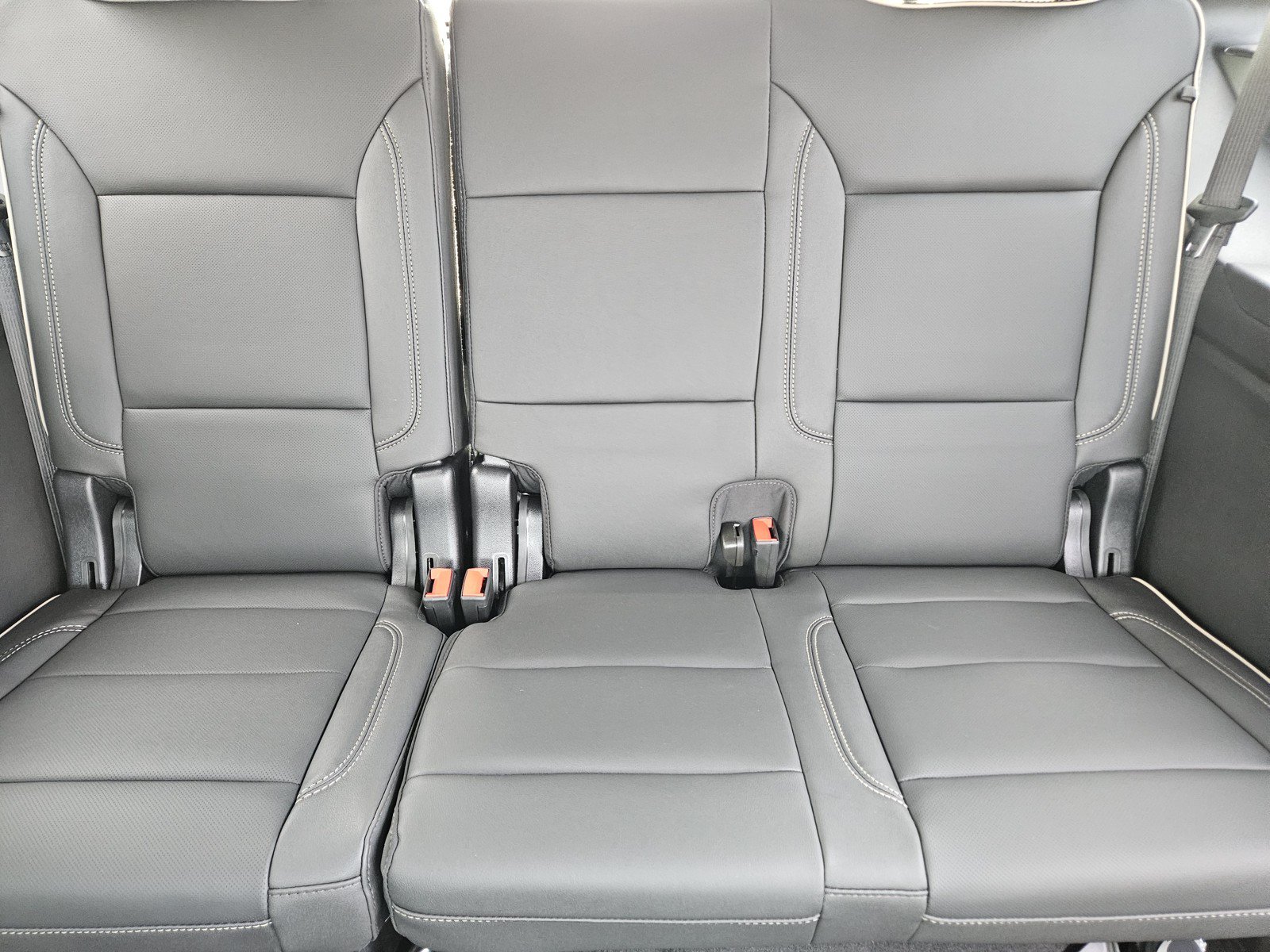 New 2027 GMC Yukon Elevation w/ Elevation Premium Package AWD/4WD image 21