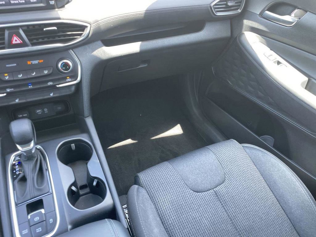 Used 2020 Hyundai Santa Fe SEL FWD image 18