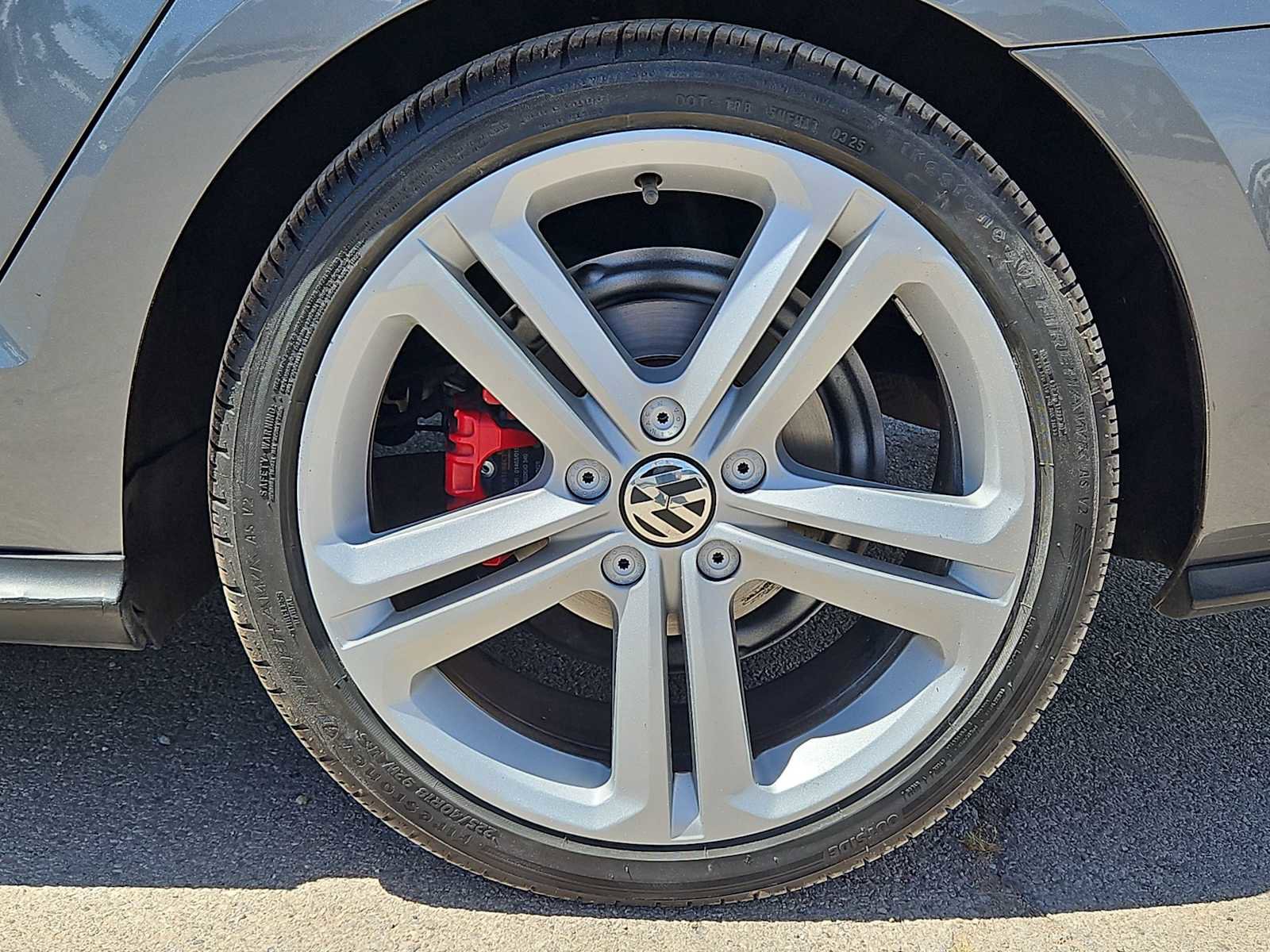 Used 2017 Volkswagen Jetta GLI FWD image 14